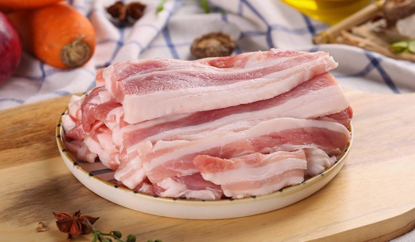 買豬肉，只要見到這三種情況，千萬繞著走，再便宜也別買